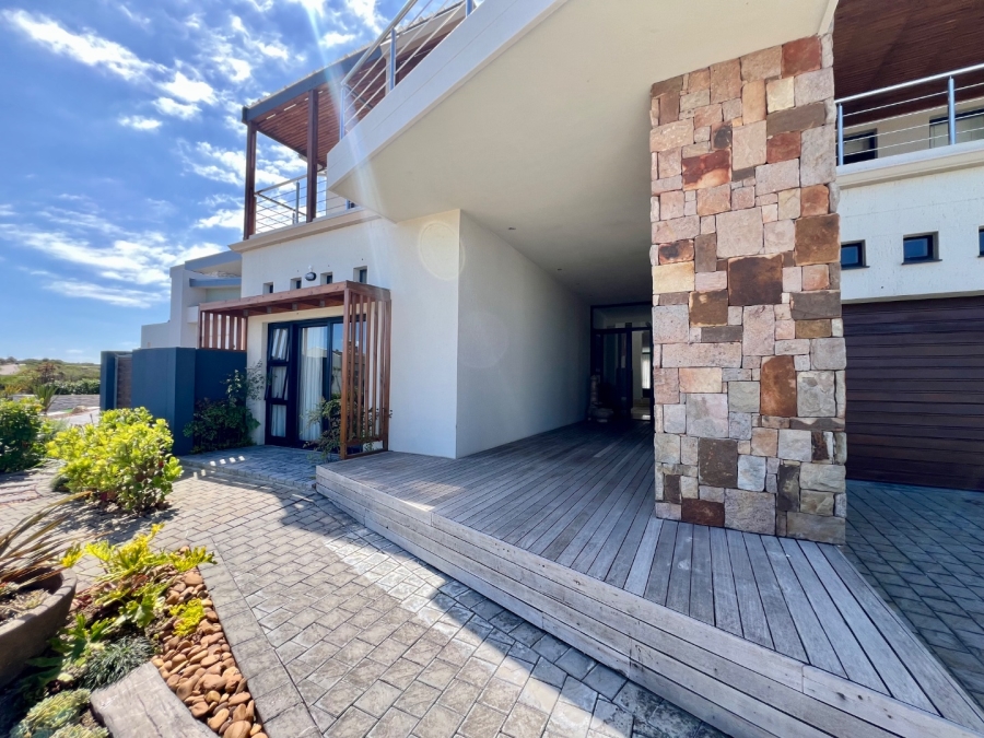 5 Bedroom Property for Sale in Oubaai Western Cape